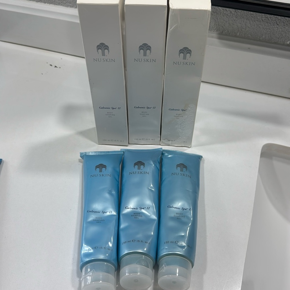 NuSkin Galvanic Spa body Shaping Gel